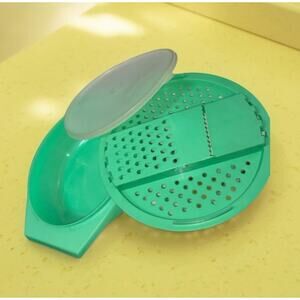 Tupperware Grater Lettuce Bowl Slice Shred Lid Jadeite Green 786 787 230 x3 VTG